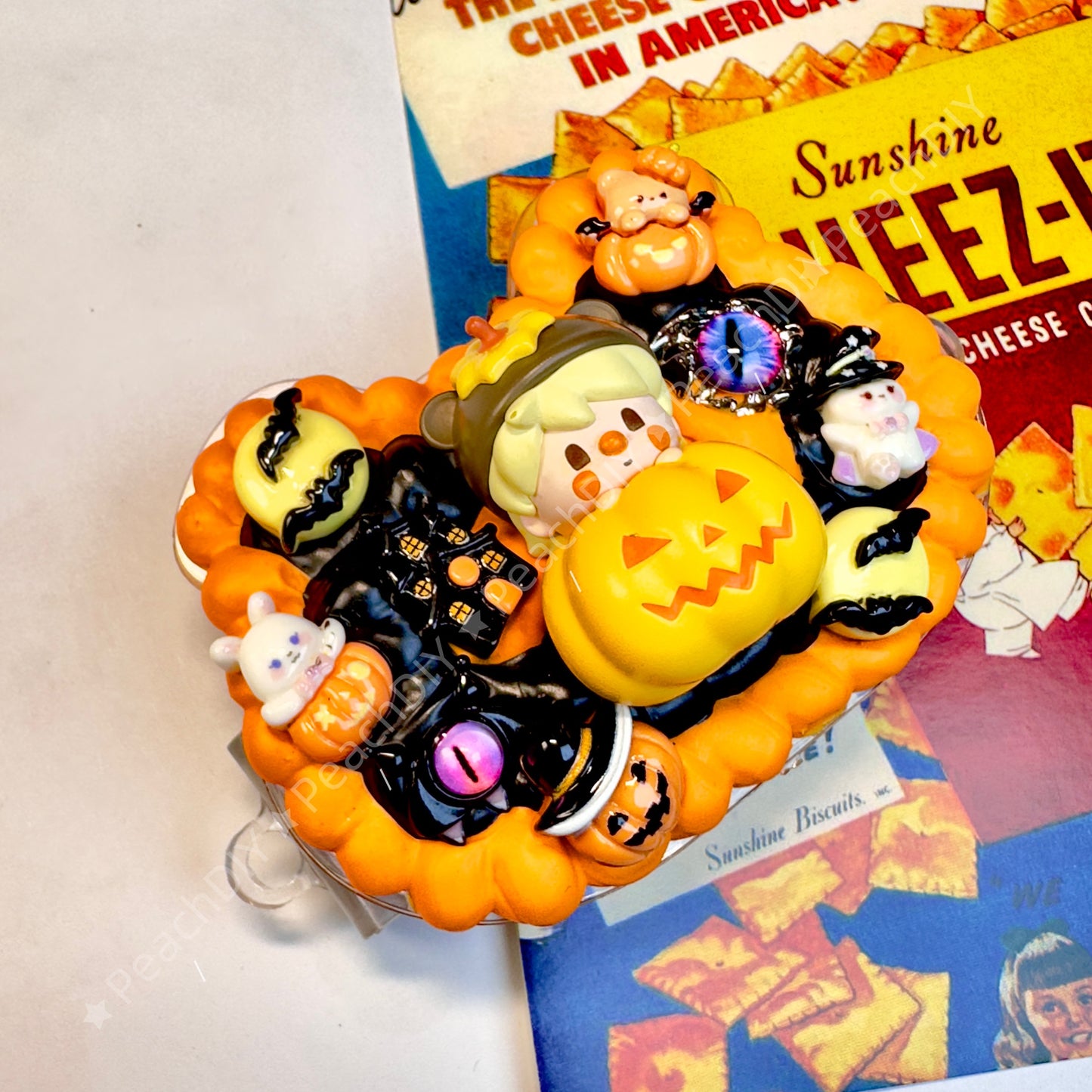 Halloween decoden phone clip with popmart sweet bean