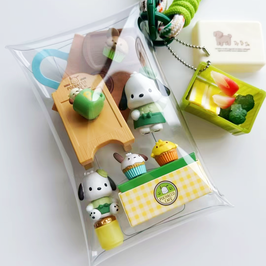 Gacha Sanrio Pochacco Cupcake  Pouch