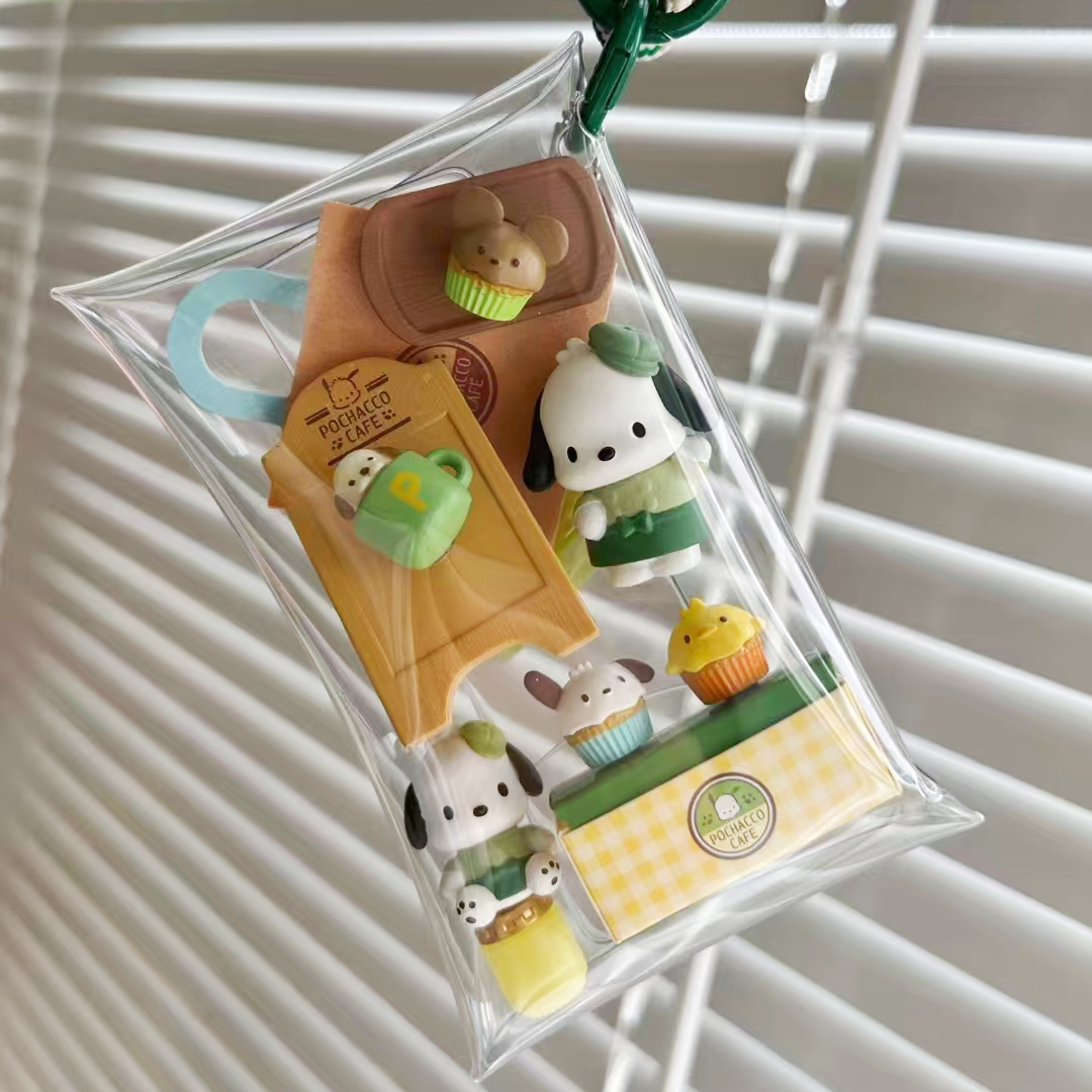 Gacha Sanrio Pochacco Cupcake  Pouch